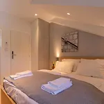 Old Town Apartments U Nikse